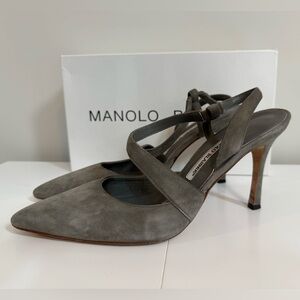 Manolo Blahnik Gray Suede Heels (8.5)
